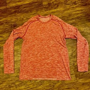 Men’s LuluLemon Long Sleeve Metal Vent Tech